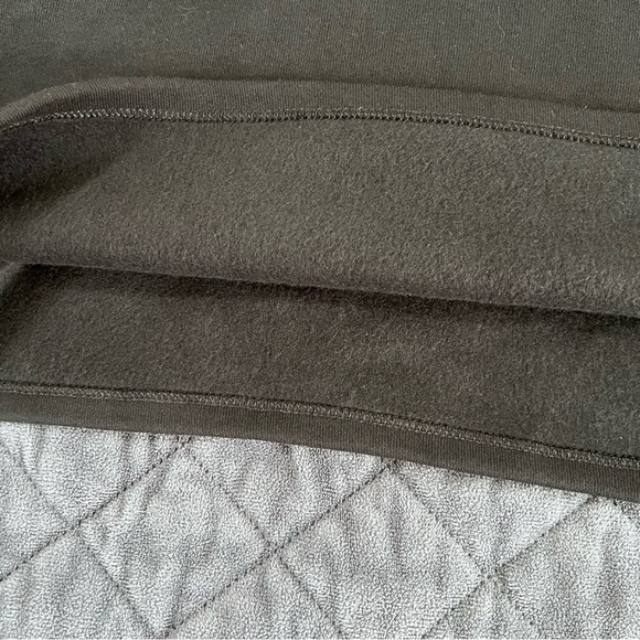 Express Sweater Women Large Mock Neck Fleece Black Crop Long Sleeve GG - Picture 9 of 9